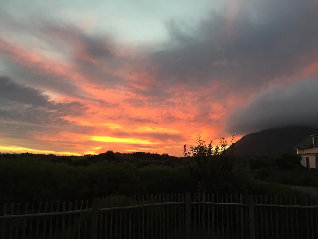 Sunset Splendour Guesthouse 누르드훅 외부 사진